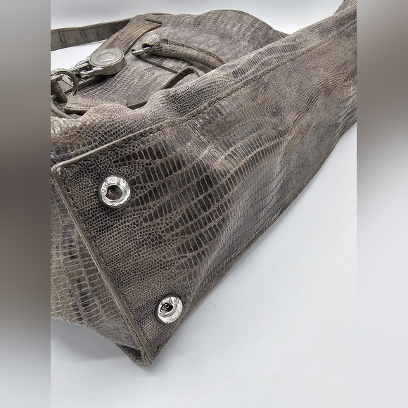 Michael Kors Lizard Embossed Hamilton Tote - Picture 6 of 7